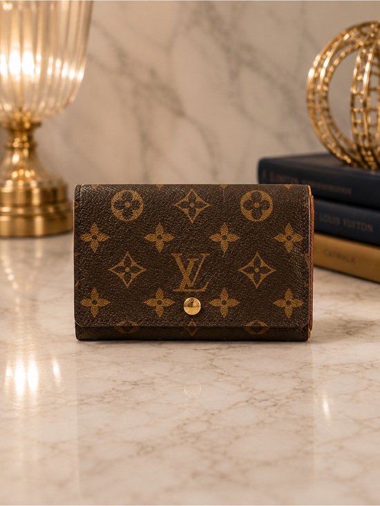 Louis Vuitton Handbags - Louis Vuitton Monogram Portefeuille Trésor Wallet | Vintage | RA0968